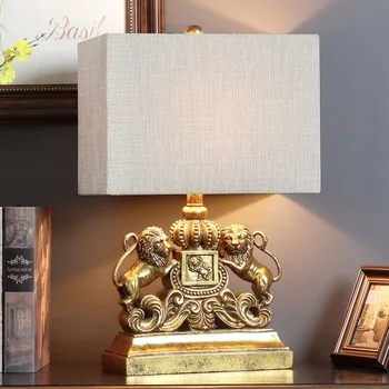 Dvojité Lev Americký Stolná Lampa, Spálne, Nočná Lampa Tvorivé Európskej Retro Jednoduché Moderná Obývacia Izba