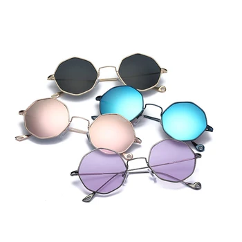 Hot Predaj 2023 Turecko Poplular Jasné Slnečné Okuliare Ženy Značky Dizajnér Okrúhle Ružové Objektív Mužov Vintage Transparentné Slnko Sklo Oculos